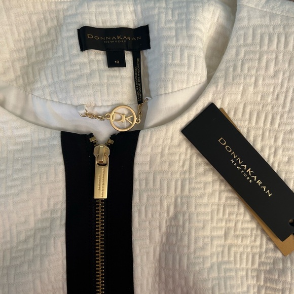 Donna Karan Black and Ivory Blazer with Textured Design NWT Sz-10. C11 - Picture 6 of 10